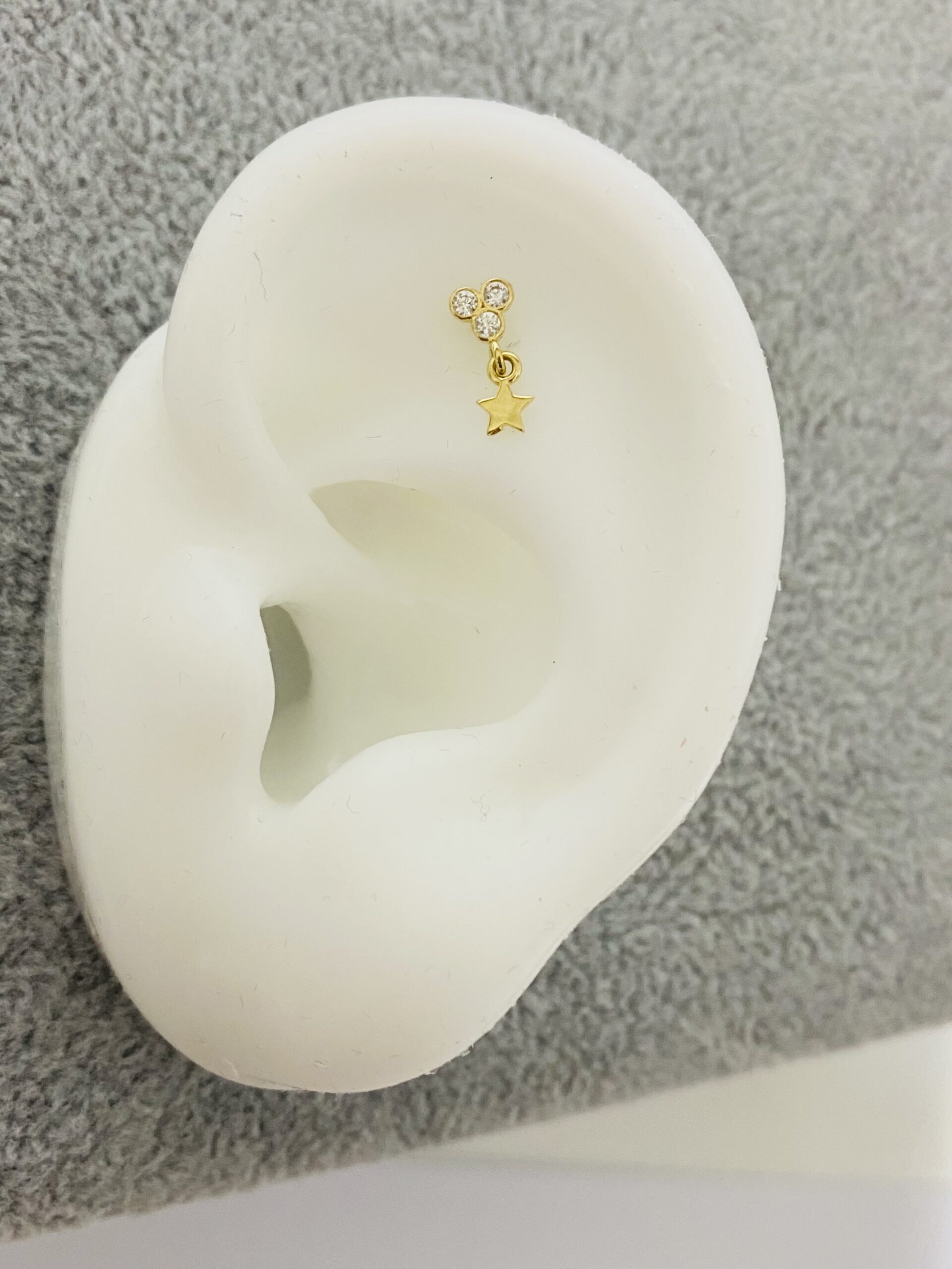 14k gold earrings pierce GO19