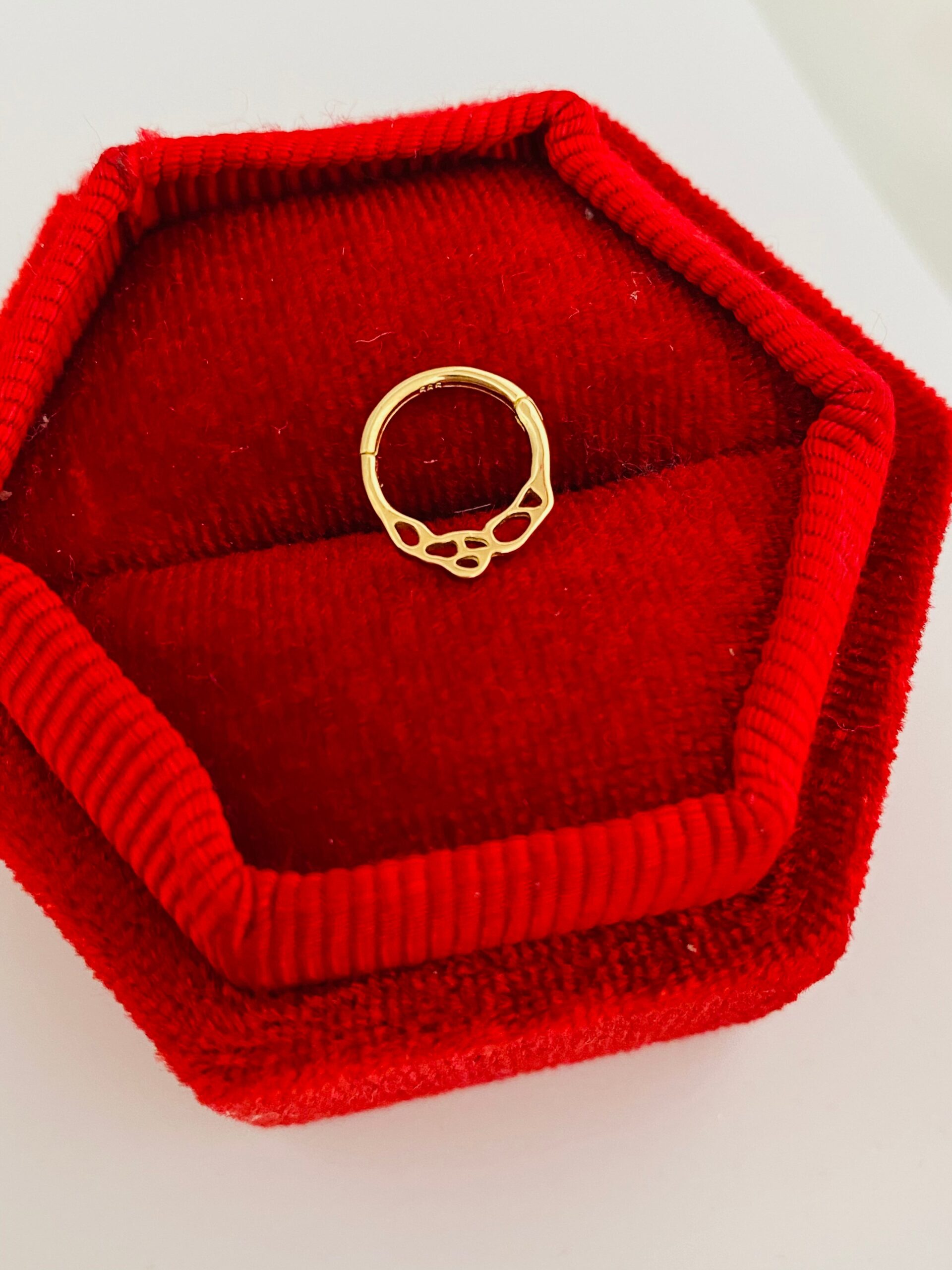 14k Gold universal piercing ,ONLY 1 piece “EP21