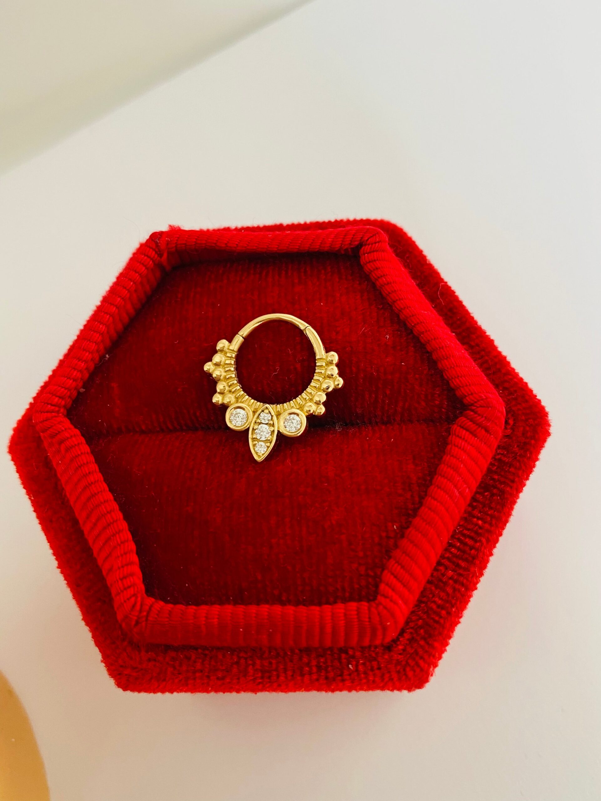 14k Gold universal piercing ,ONLY 1 piece “EP43