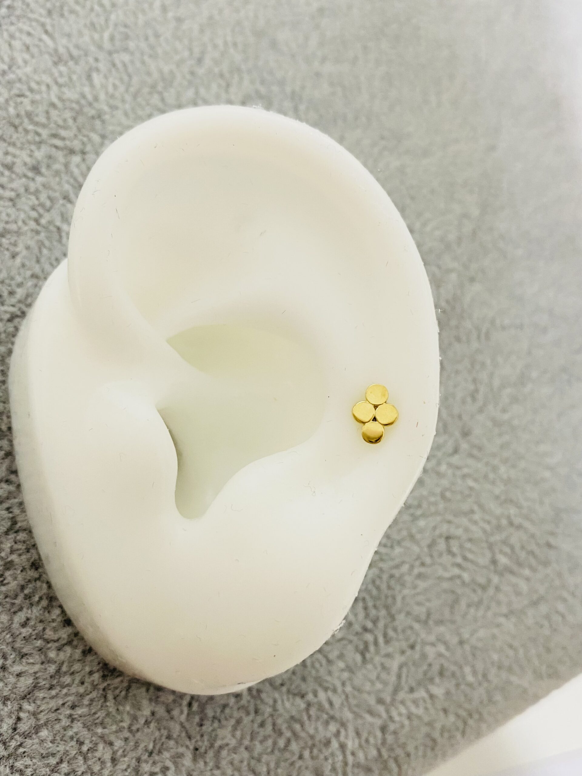 14k gold earrings pierce GO20