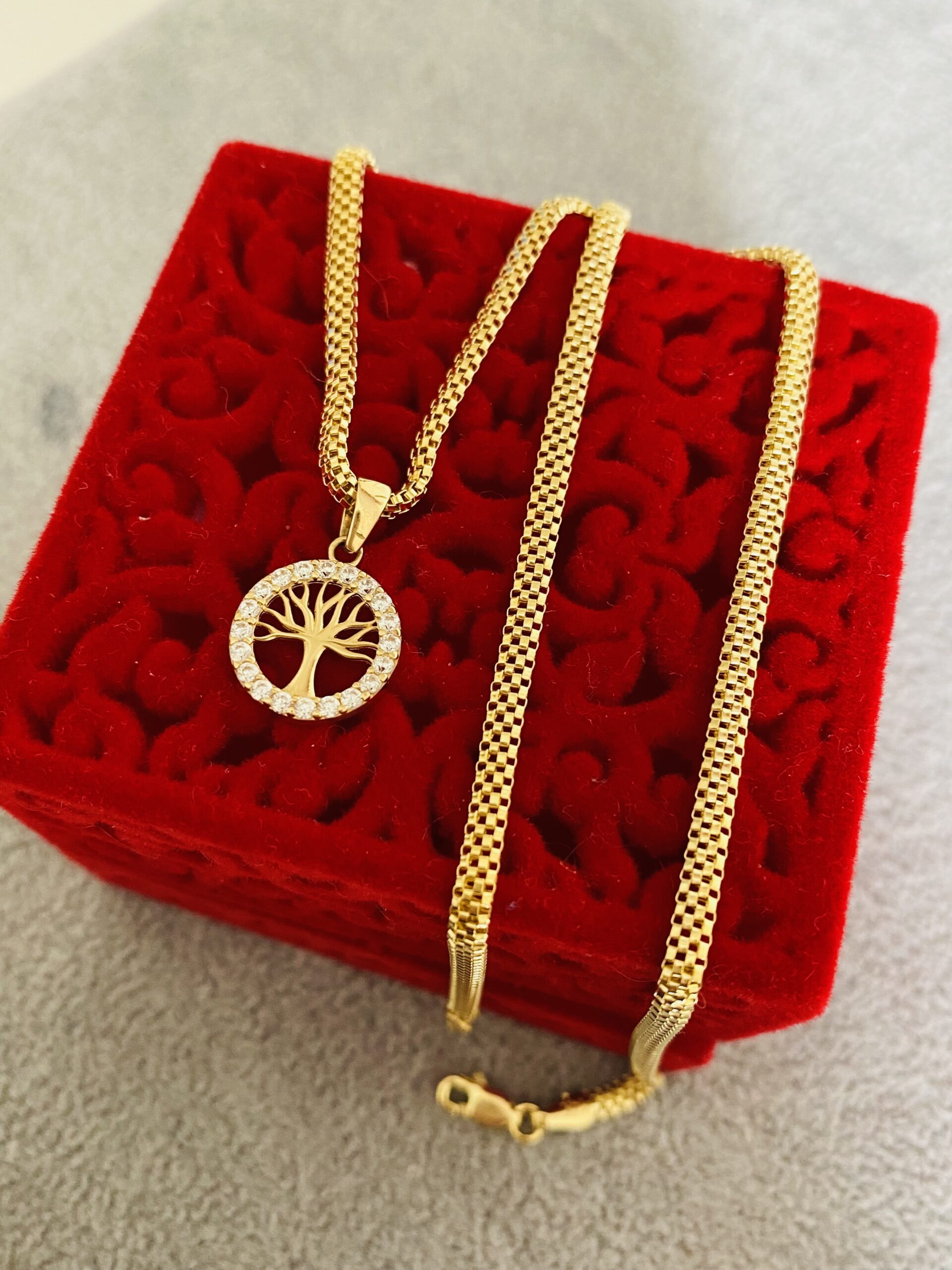 STUNNING 14k gold necklace SEE14 - Image 2