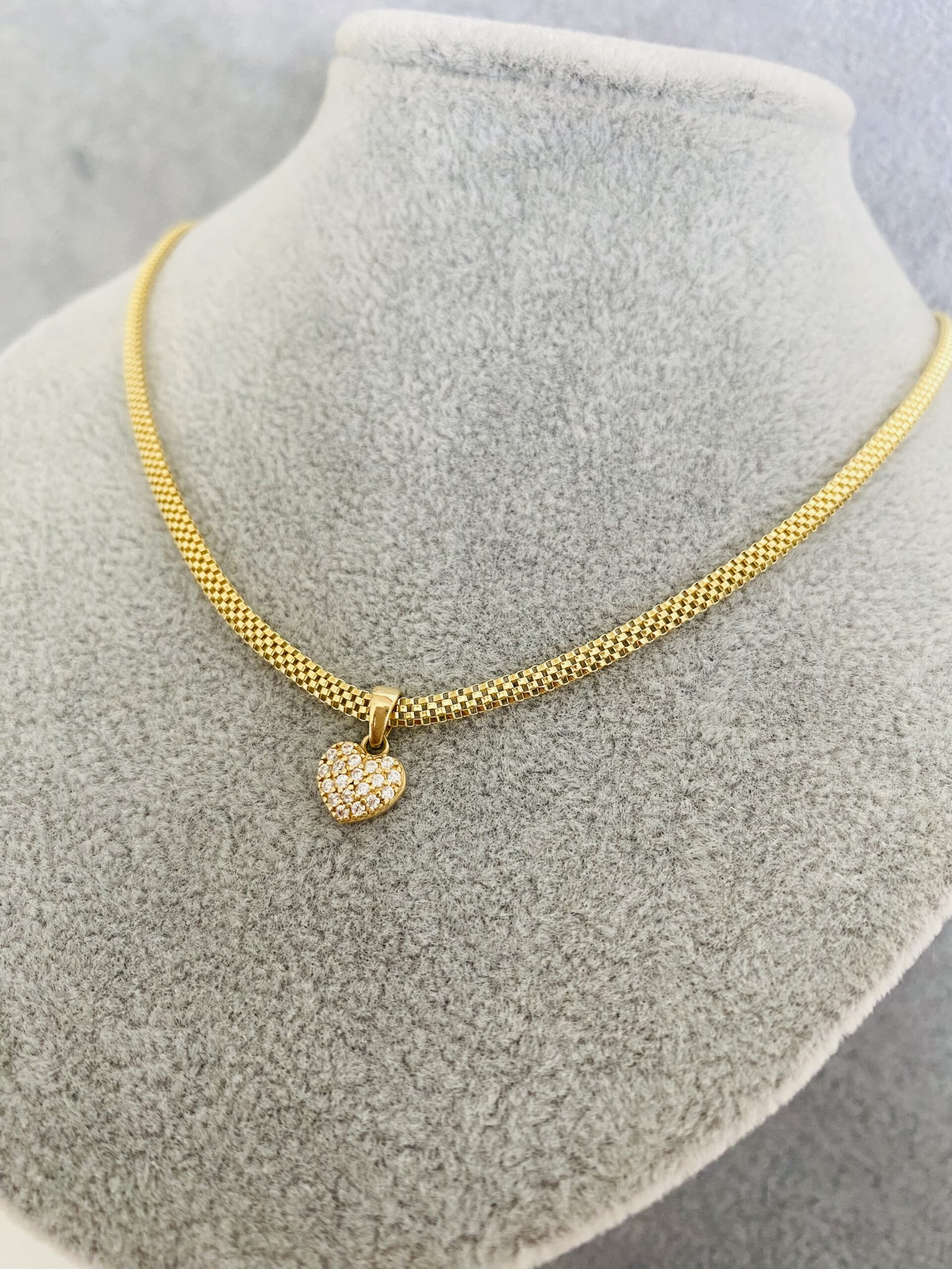 14k gold chain SEE23