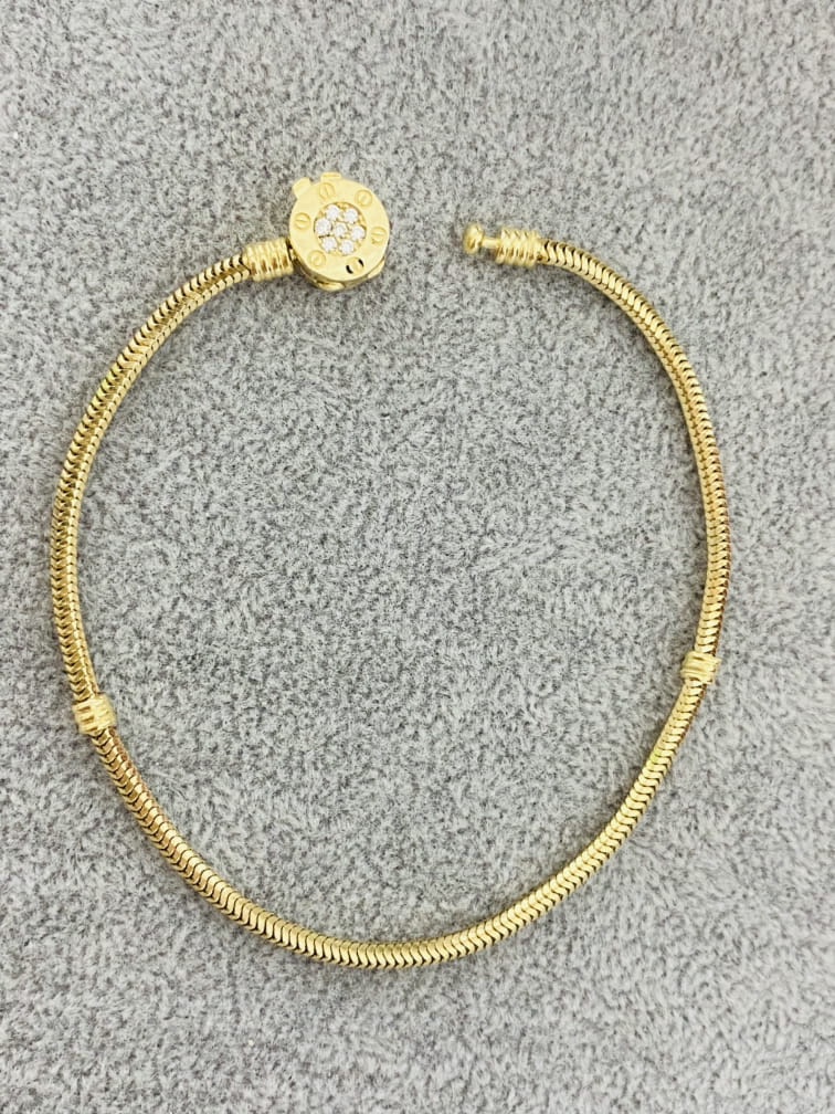 14k Gold bracelet DCE7