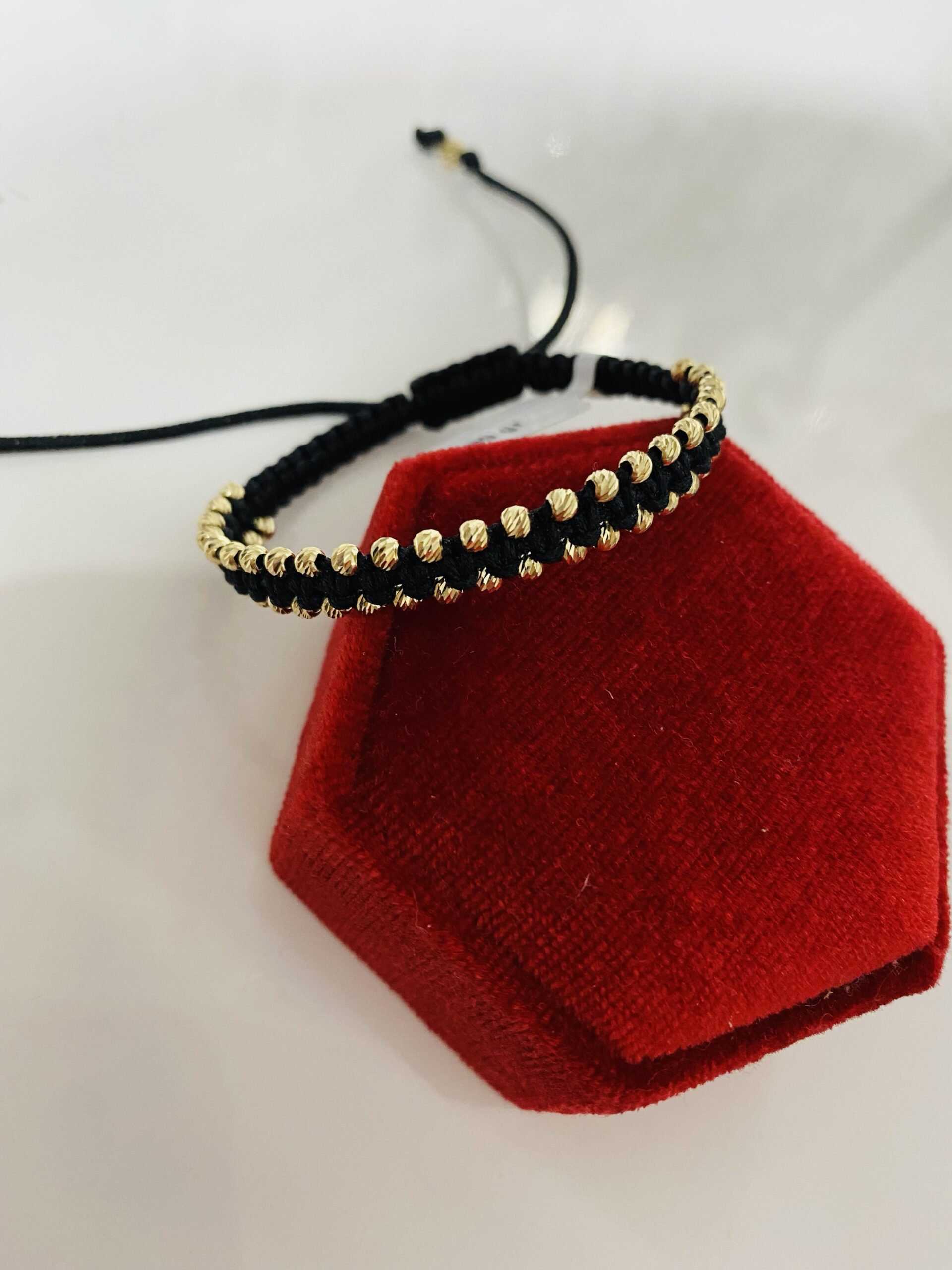 14k Gold string bracelet VZ66d