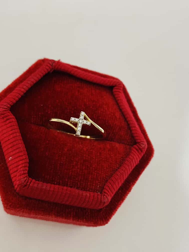 14k gold ring may18 size 17/56/Q