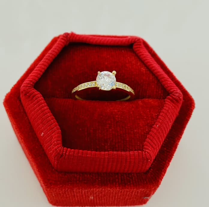 14k gold NEW ring 22R0261