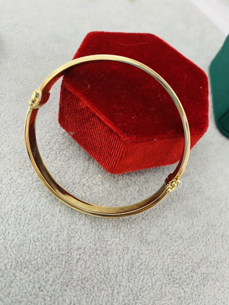14k Gold BANGLE bracelet ZUBV98AS - Image 2