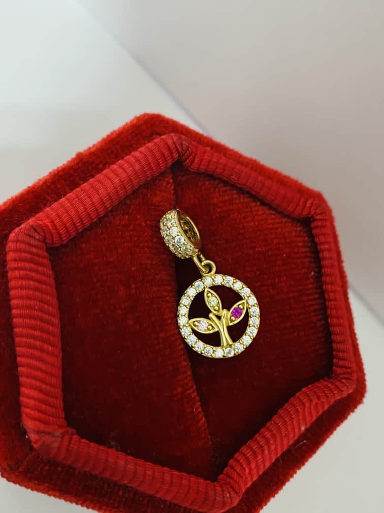 14k Gold Bracelet Pendant Decem245