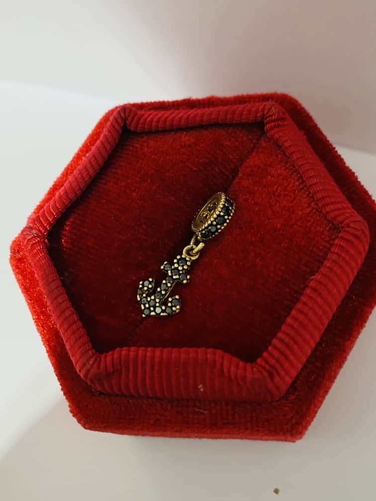 14k Gold Bracelet Pendant Decem246