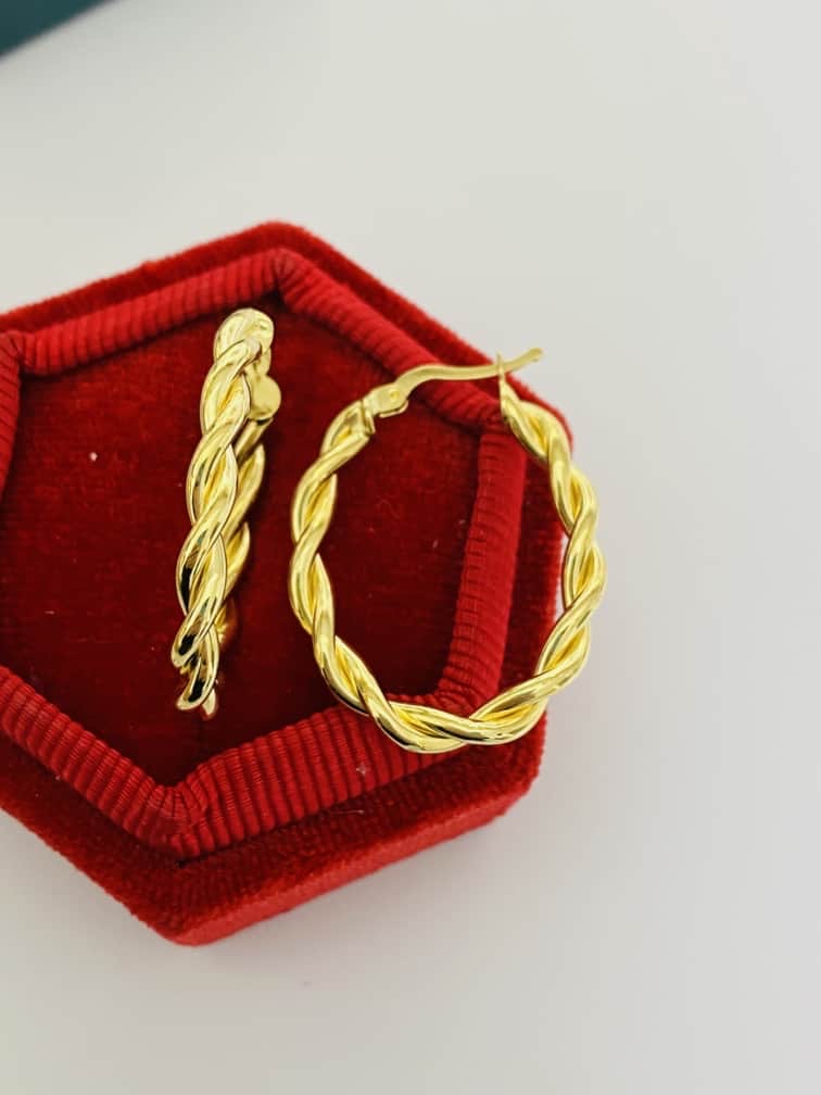 14k gold Earrings Jan08