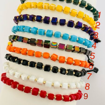 String bracelet with 14k gold round balls J20