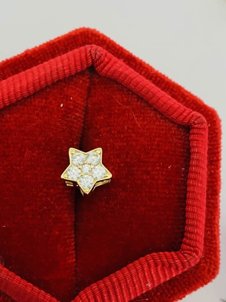 14k Gold Bracelet Pendant 01Jan0014