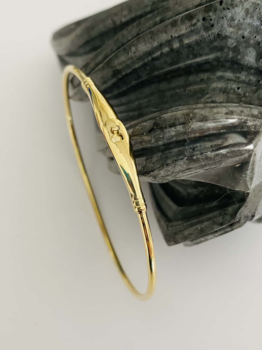 14k Gold NEW bracelet 25Ma00514