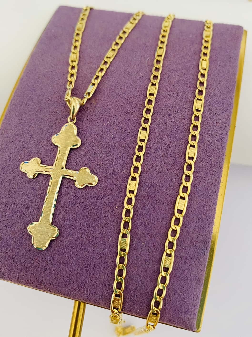 14k gold 55cm necklace 25-Mai-08