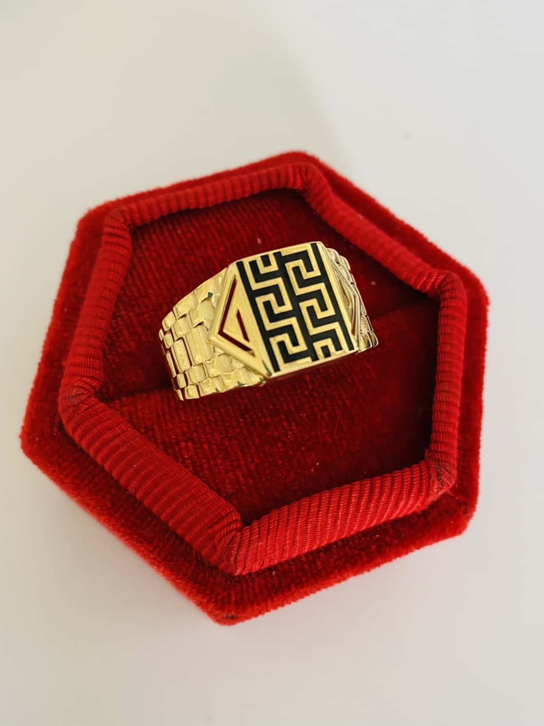 14k gold ring 25MAI35 size 22/62/U