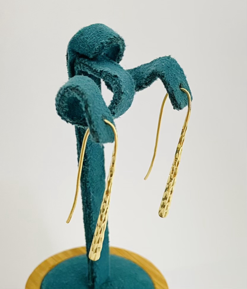 14k gold earrings 11E0250