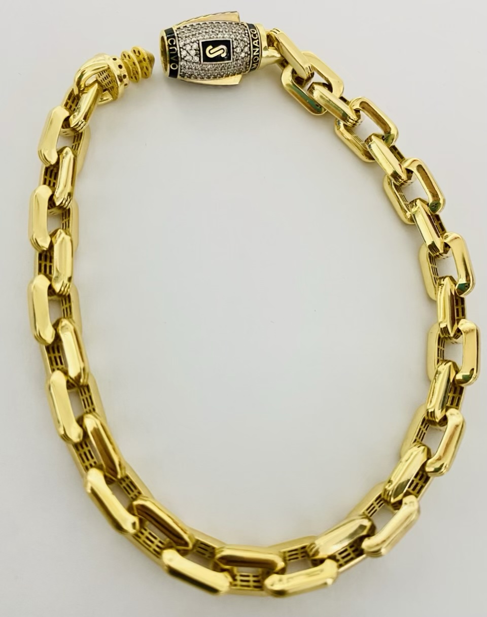 14k gold bracelet Iun251A