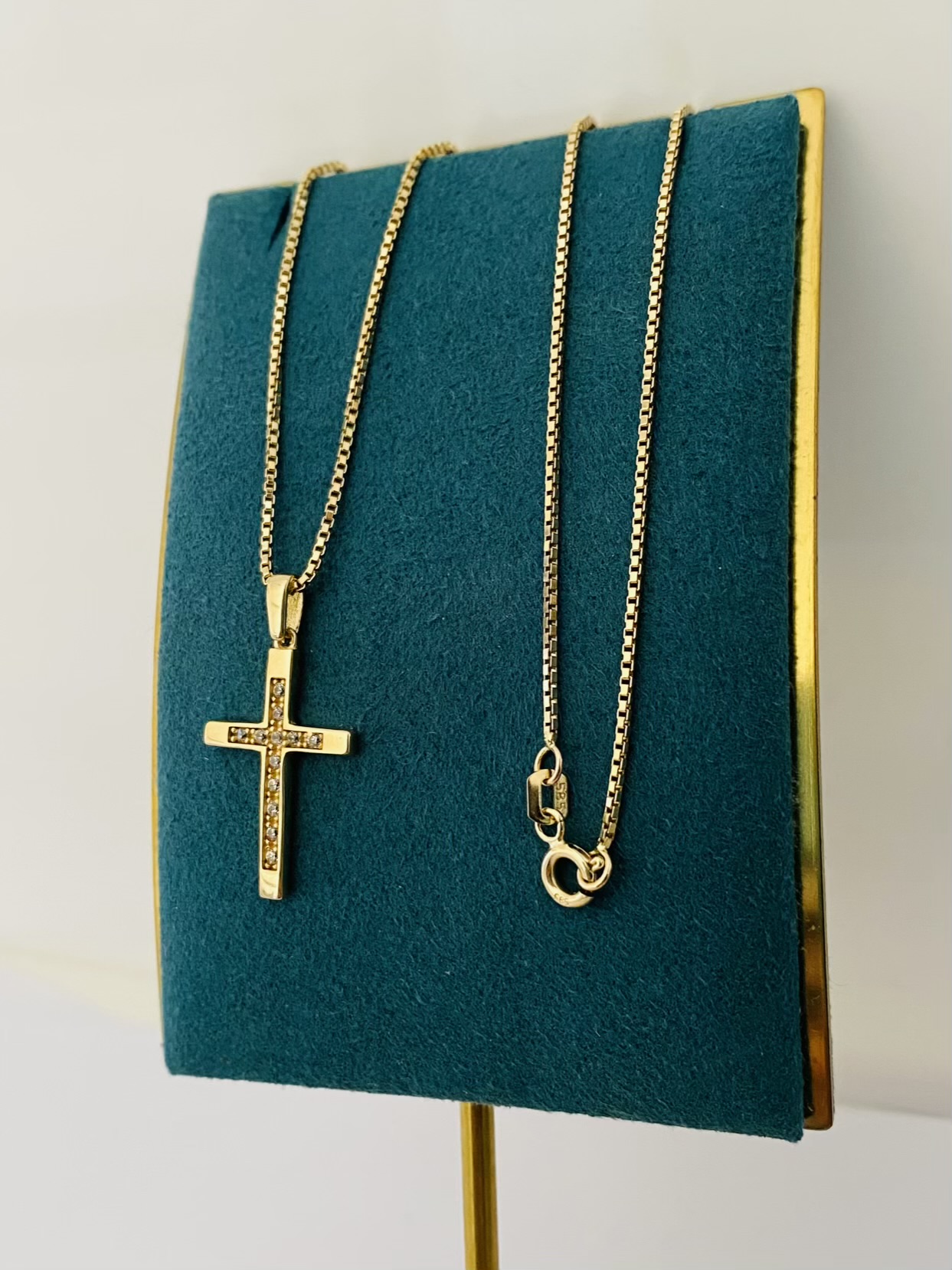 14k gold Chain and Pendant 25GUST20