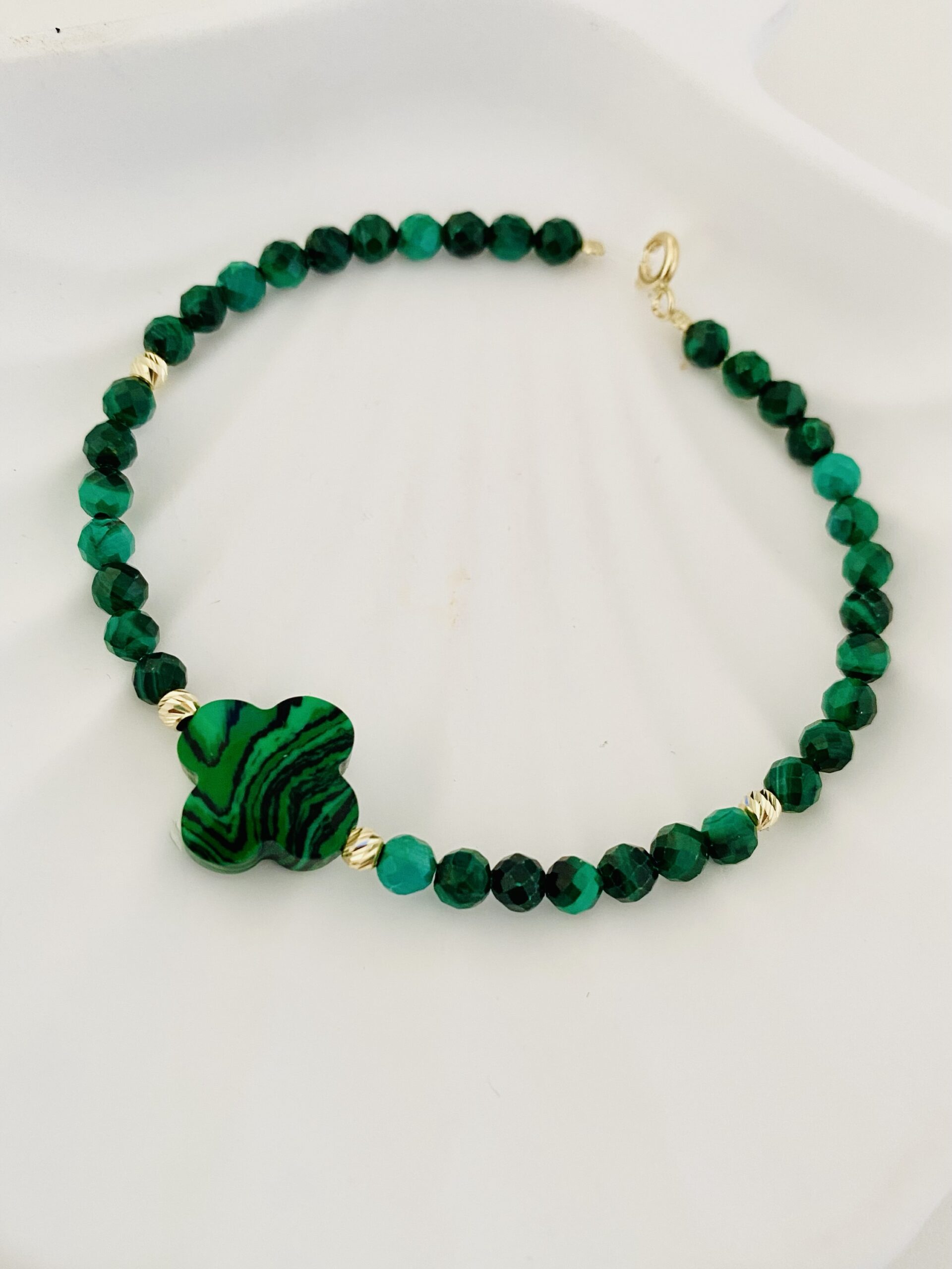 14k gold 3mm beads and natural -4mm malachite natural stone 18cm