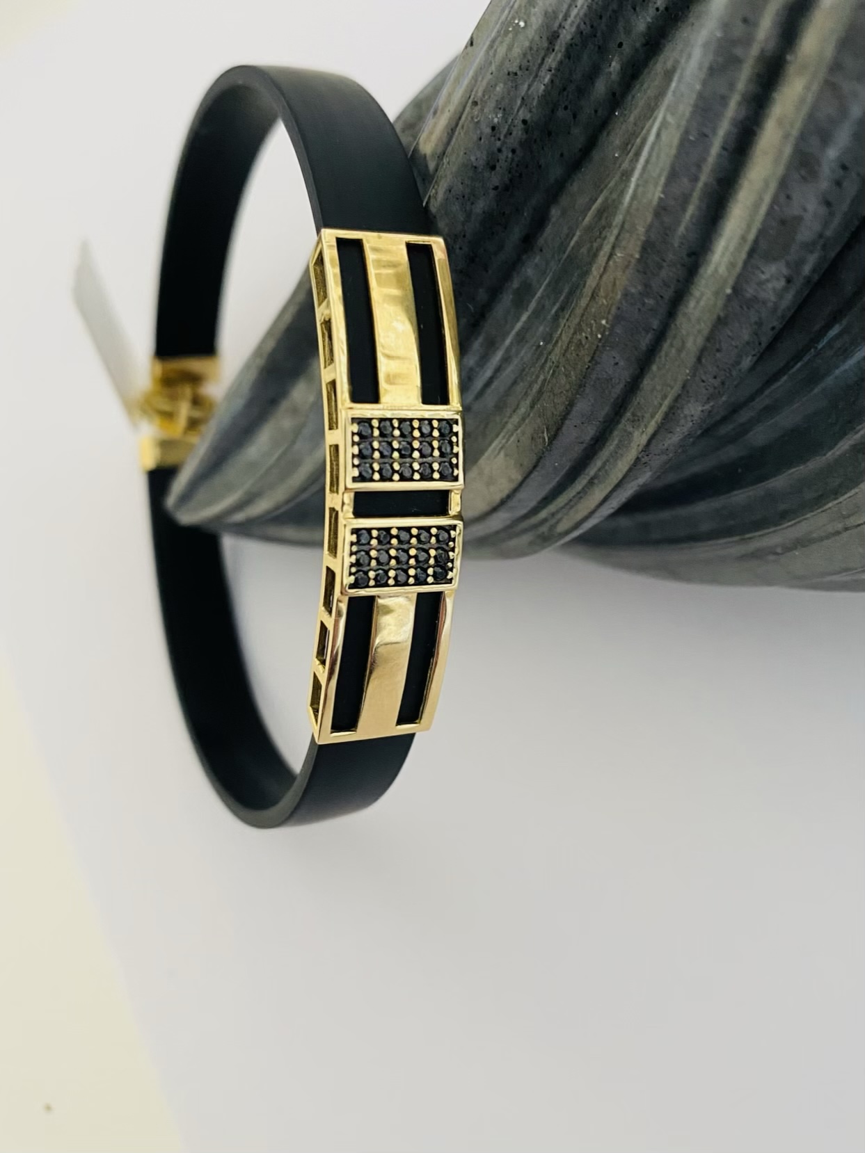 14k gold bracelet 25AGS18A