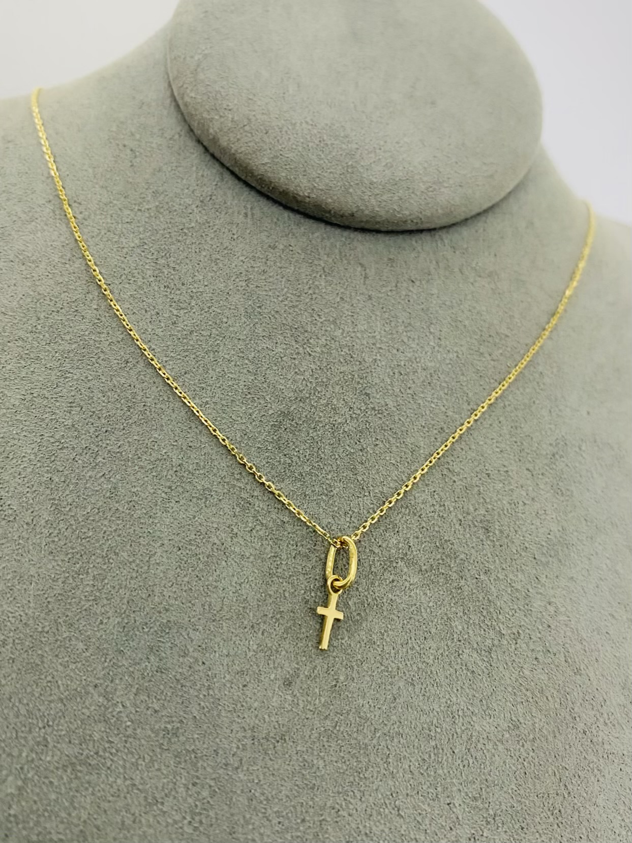 14k gold Chain and Pendant 40cm 25OCTB028