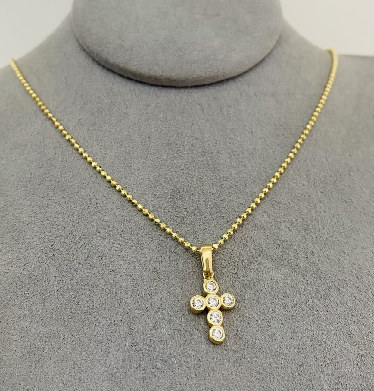 14k gold Chain and Pendant 50cm 25OCTB103