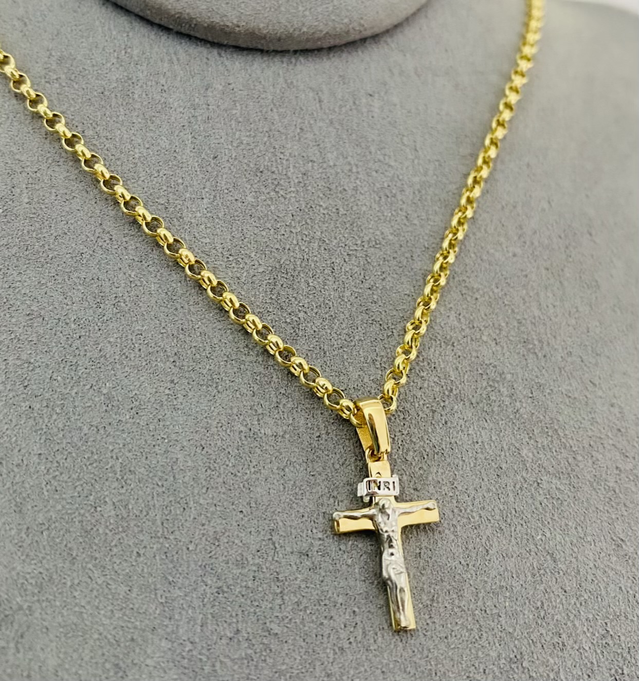 14k gold Chain and Pendant 50cm 25OCTB108