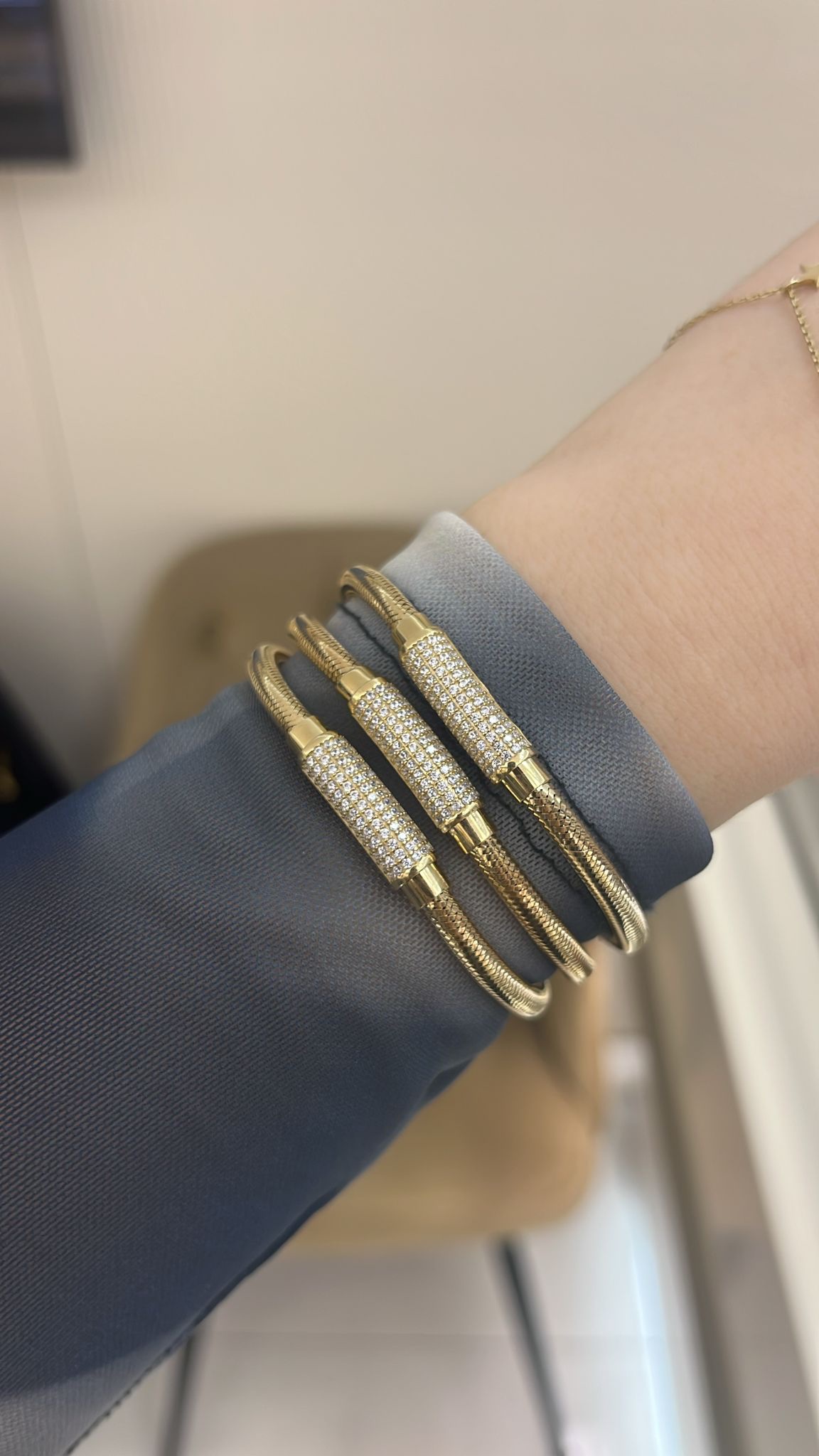 14k Gold Elastic Bracelet Brdcm34