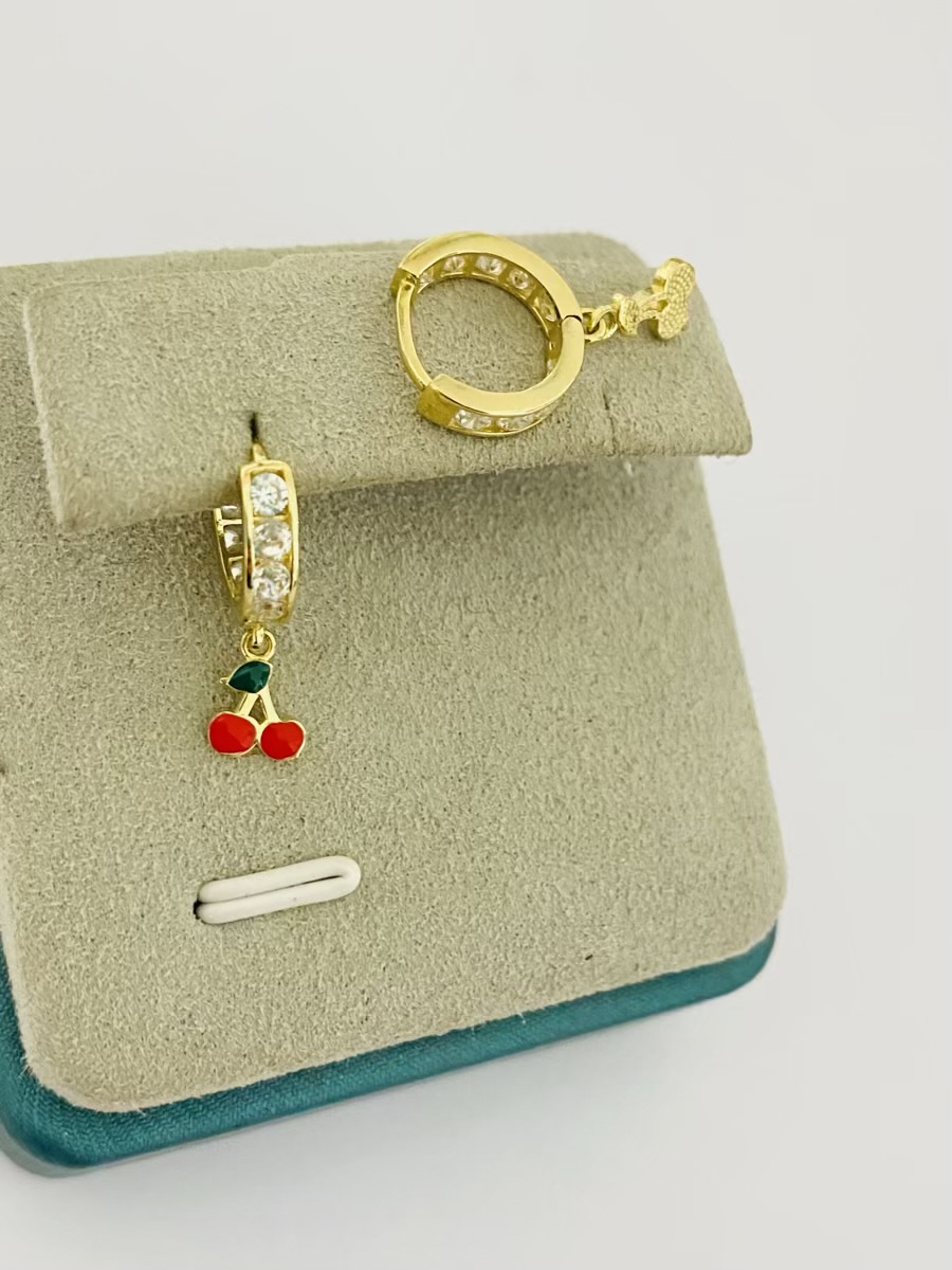 Fine 14k gold round earrings 26Jan014