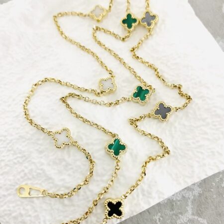 14k gold bracelet  8mm flower 26CLV-8