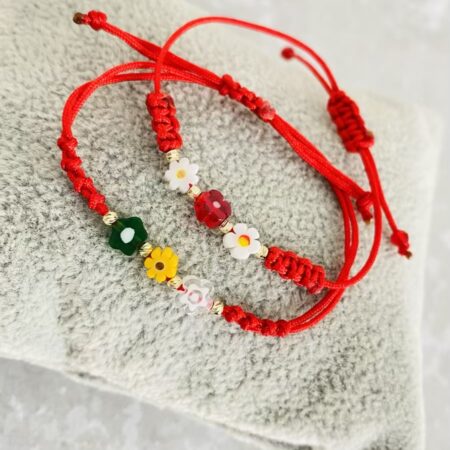 14k gold 4x 2mm beads and plastic flower