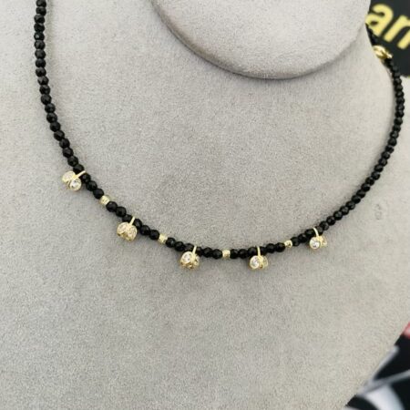 14k gold cross and 2mm beads  round gold 5mm with 4mm spinel 2mm  Perls 39cm
