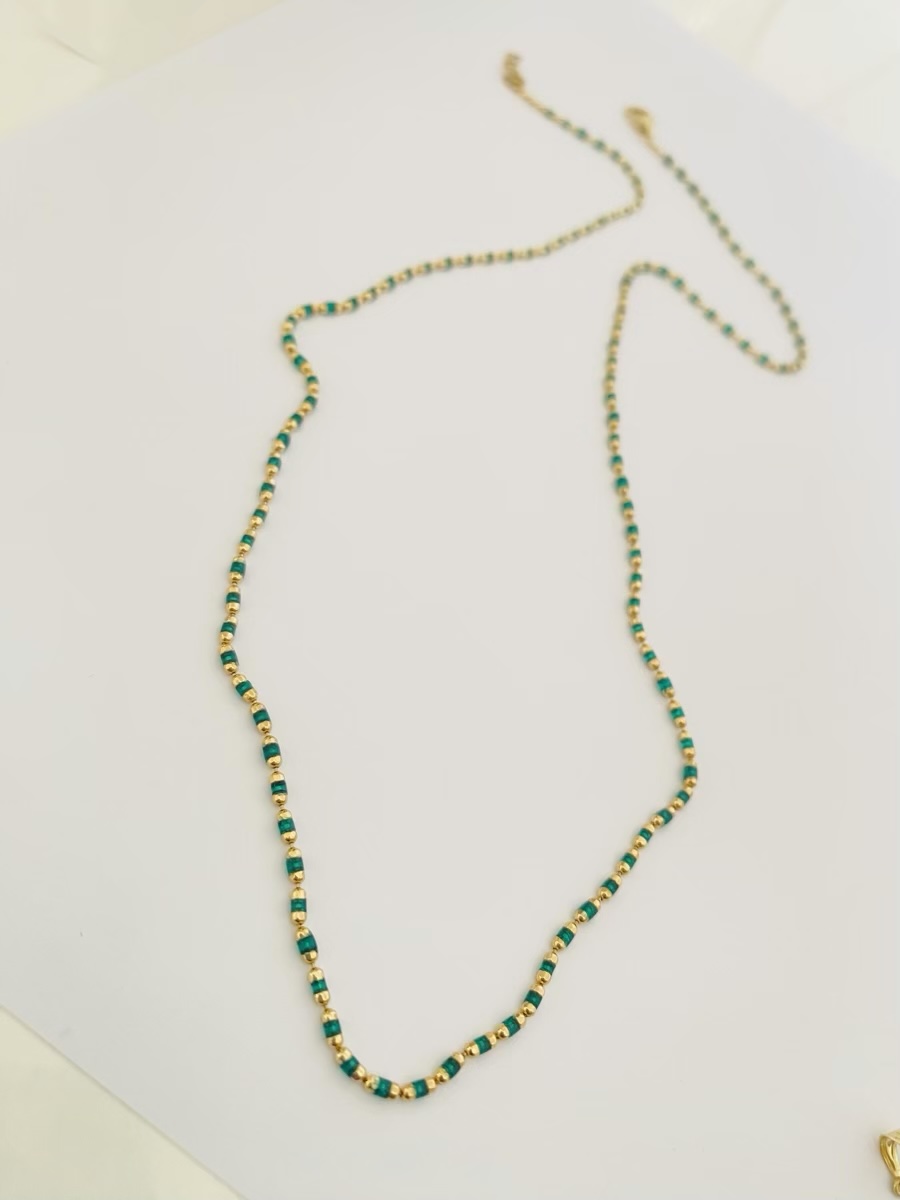 Fine 14k gold green necklace