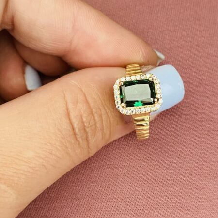 14k gold ring green stone2 size 14/54/N and 2.55g