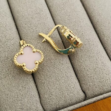 14k gold round 10mm light pink  earrings 25Bar0A-P